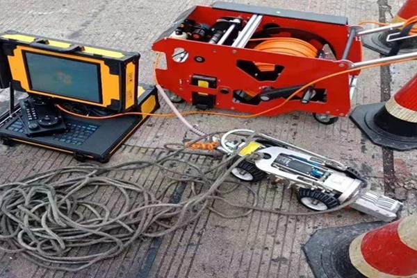 贞丰CCTV管道检测机器人