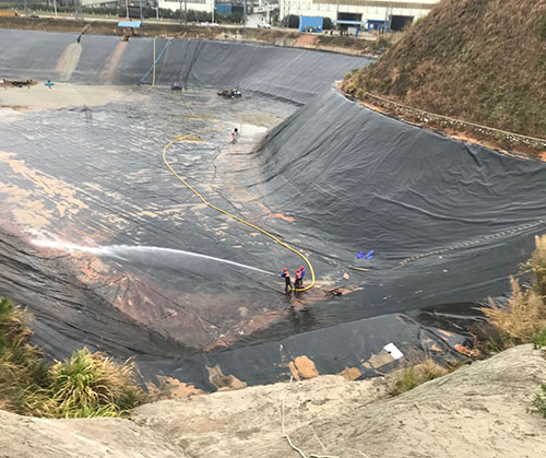 贞丰废水池清理